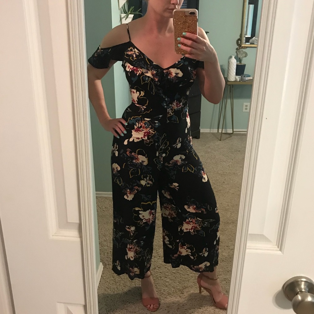 Darling jumper with tags